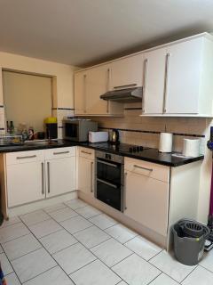 Amazing Gantshill Studio Annexe & Free Parking - Redbridge - 3