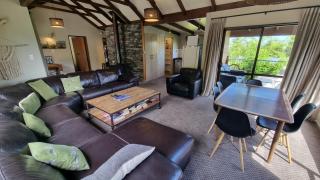 7 Alpine Avenue - Hanmer Springs - 4