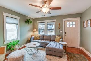 Charming Nashville Home with Fire Pit, Indoor Sauna! - Nashville - 7