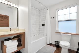 Summit Lofts Boutique Hotel - Mount Shasta - 6