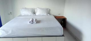 Giri Homestay - Amed - 2