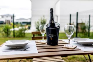 King Size Bed - Free Private Parking - Garden & Terrace - 14min from DisneyLand - Ferrières-en-Brie - 4