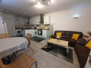 Eastwood Rooms - Goodmayes - 9