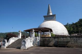 Royal Mount Hotel - 8