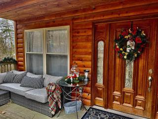 Lake House with private beach - - 4
