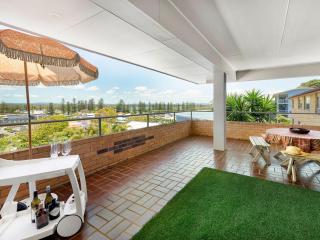 Yamba Sunset - Central Location - Yamba - 9