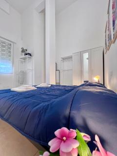 8 Lofts - Apartments - 1 - 2