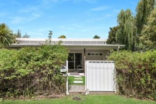Gugunyal Cottage - Belle Escapes Jervis Bay - Vincentia - 2