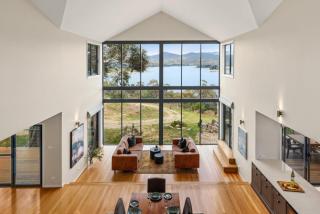 Lake View Retreat - Jindabyne - 0