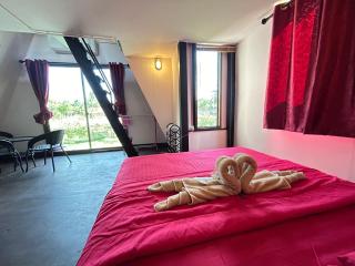PJ Kingdom Camps บ้านริมน้ำ สำหรับครอบครัว - Buriram - 6