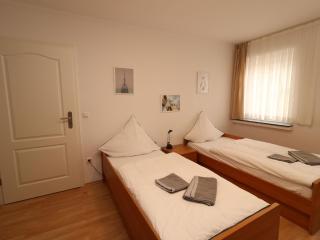 Charming apartment in Essen with terrace - Essen - 7