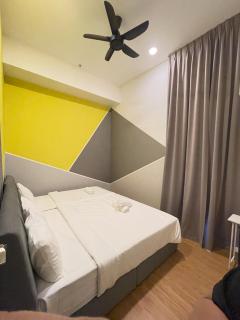 Penang Georgetown KT Home for 8 pax - George Town - 2