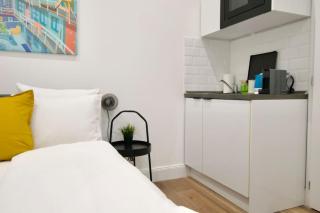 Studio Apartment by Hi- Apartment in Downtown - Budapest - 6