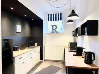 MAKERS and ROOMS APARTMENT 01 Pauline 110qm Parkplatz 1-4 Personen - Detmold - 4