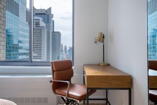 Midtown 2br w gym wd nr Times Square NYC-1348 - 1