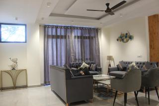 Kasauli Hill Crest Luxury 2BHK Apartment - Kasauli - 4