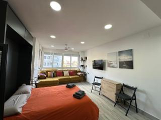 VER417 - Reformado, Wifi, Vistas al Mar, Piscina, Playa a 600 metros, Centro a 300 metros - Torremolinos - 5