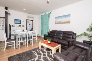 Urban Edge - Beach Apartments - Omiš - 1