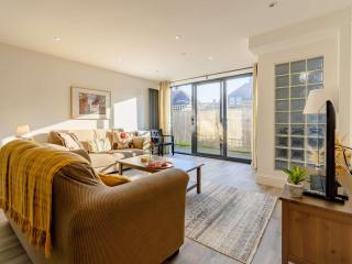 3 bed property in Eastbourne EHC11 - Eastbourne - 9