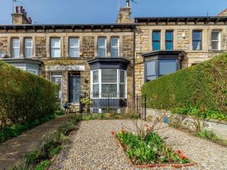 3 Bed in Harrogate HH056 - Harrogate - 0