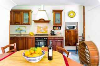 La Corte Dei Fiori - 6