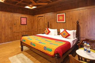 Ekta Houseboat Statue Of Unity Kevadia - 8