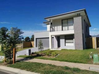MaraylyaBox hillGables Specious 5Br Sweet House - - 9