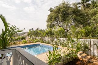 LohonoStays Maison9 Estate 6 Bedroom - 3