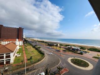 Tenbury Beach Apartment 604 - Durban - 0