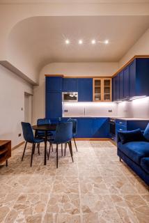 DESIGNER'S 2BR APARTMENT - SLIEMA FERRIES - Sliema - 6