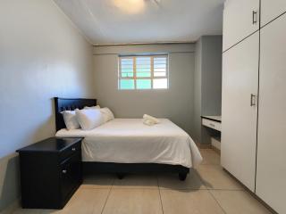 Tenbury Beach Apartment 604 - Durban - 2