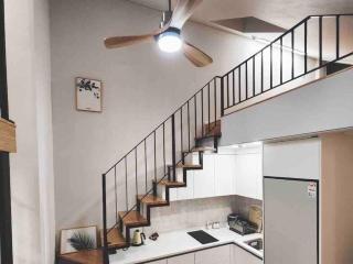 Hongdae 10mins, HapJeong 5mins, AirportBUS 5mins, Largo House SEOUL- Foreigner only - Seul - 0