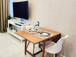 Oceanview Retreat Wongamat Tower Pattaya - Pattaya North - 4