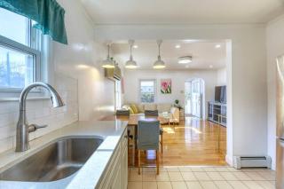 Family Home near NY Beach - Private Workspace - Glen Head - 4