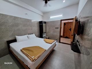 Viruksham Residency - Palni - 6