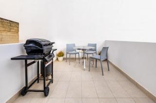 Studio Penthouse with kitchenette and side seaview at the new Olo living - 8