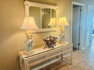 Elegant Egret home - 7