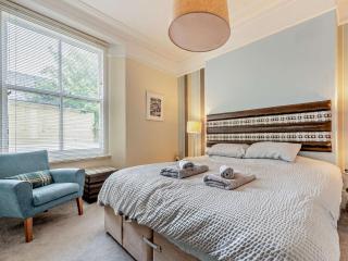 1 Bed in Tenby FB154 - 7
