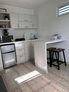 Studio21-A Centric Comfort Apartment - Bayamon - 3
