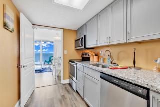 Bay Watch Resort 1203 - Perfect Oceanside Getaway - Myrtle Beach - 8