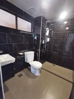 Happy Villa (Marina View Villas) - 1