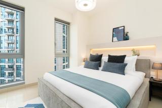 Burj Khalifa Views / 5 min walk from Dubai Mall / Dubai Opera / Upgraded / Designer Choice / 8 people / The Best Location - 7