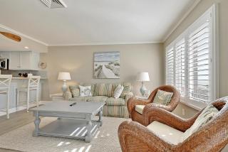 202E Port O'Call - Isle of Palms - 9