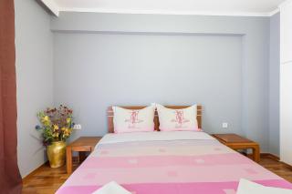 Thanasis Family Apartment - 8
