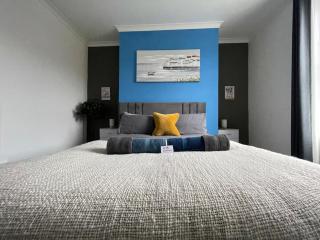 Coastal Comfort, Seaside Flat - Margate - 1