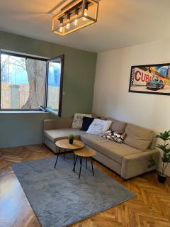 Under the Pine - Belgrado - 6
