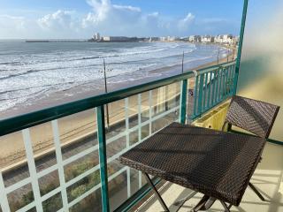 Studio face mer avec balcon – 50m plage, proximité commerces et marché - FR-1-92-607 - Les Sables dʼOlonne - 9