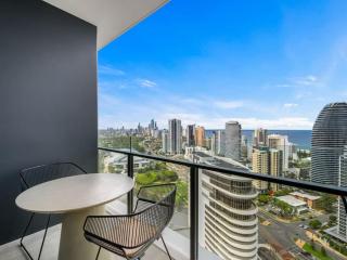 River and Ocean View Luxury 2BD Apt amazing Location - 6