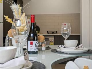 Tranquil 2BR Retreat with Local Charm and Comfort - Browns Plains - 7