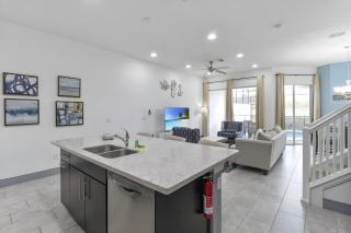 Stunning 5BR Pool Home in Resort - Davenport - 7